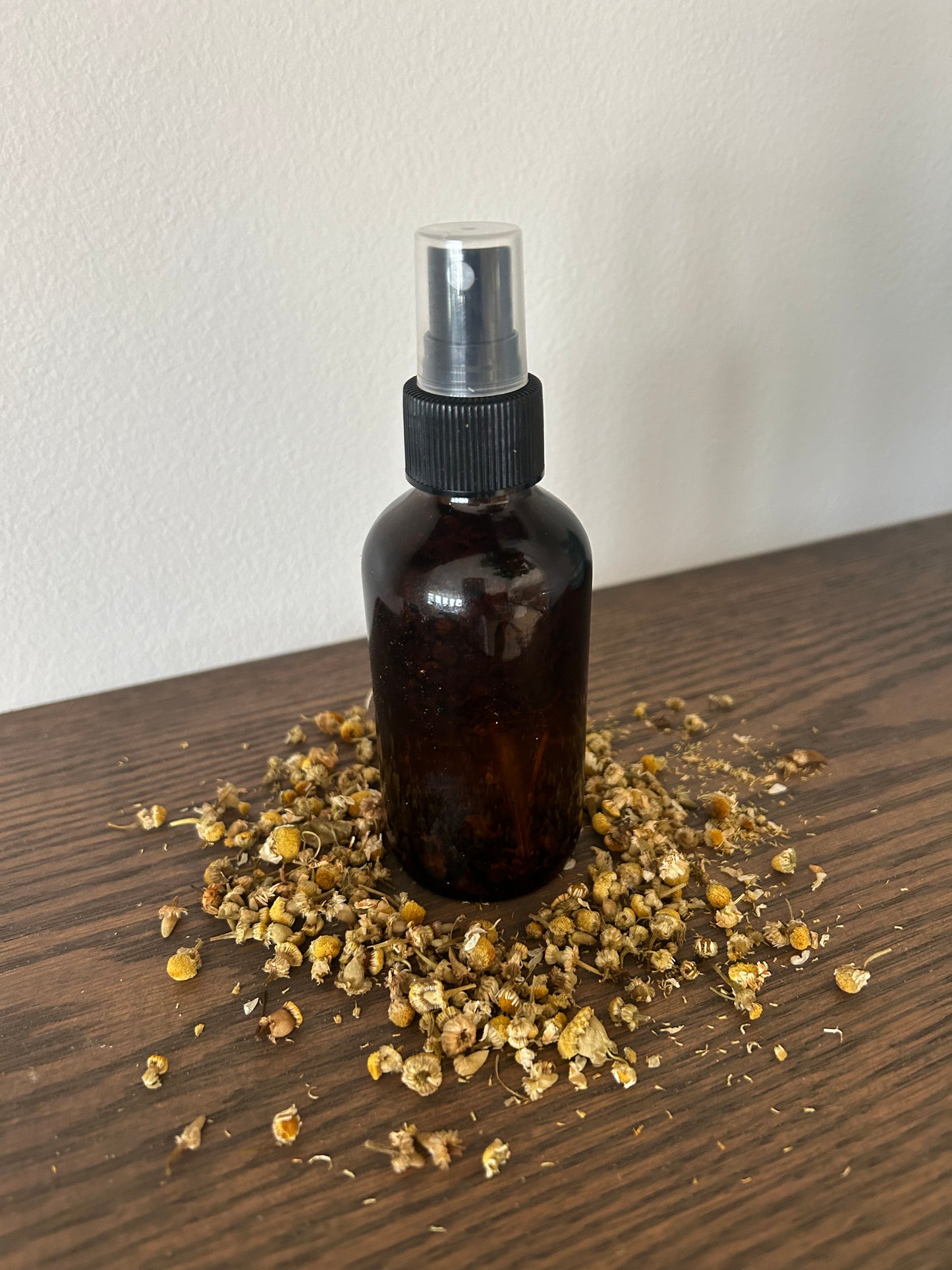 Solar Infused Spray Oil (Calendula or Chamomile)