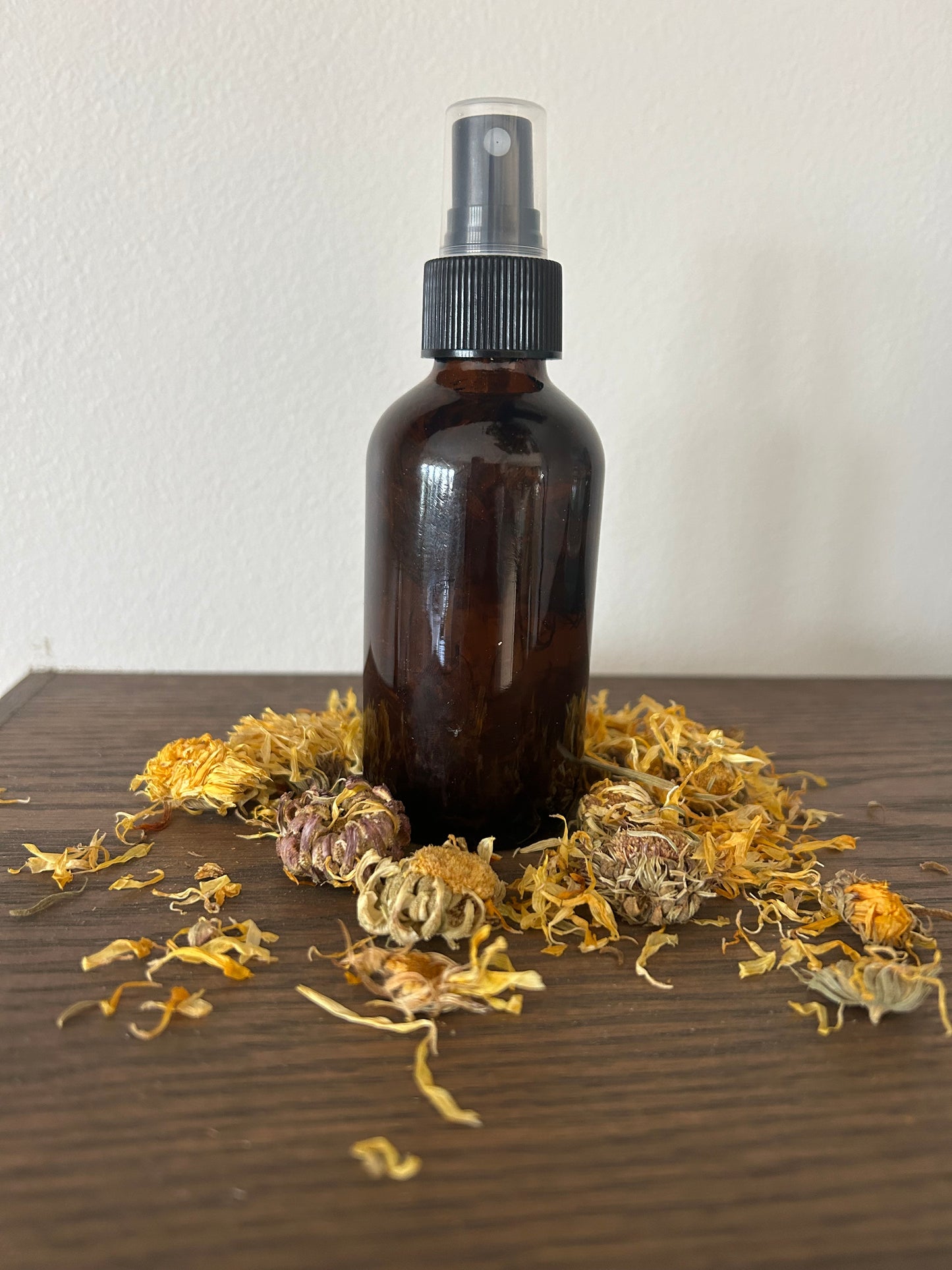 Solar Infused Spray Oil (Calendula or Chamomile)