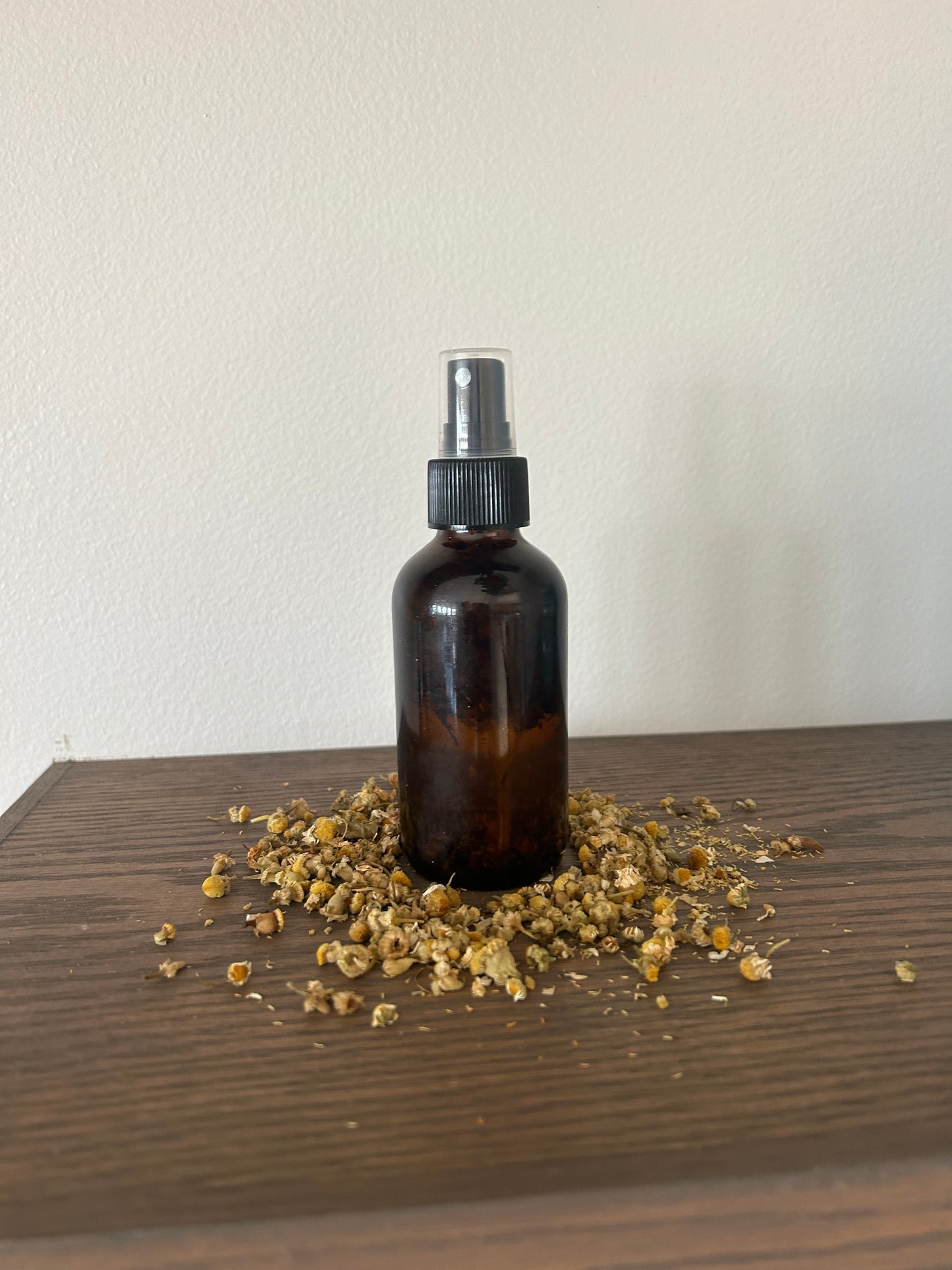 Solar Infused Spray Oil (Calendula or Chamomile)